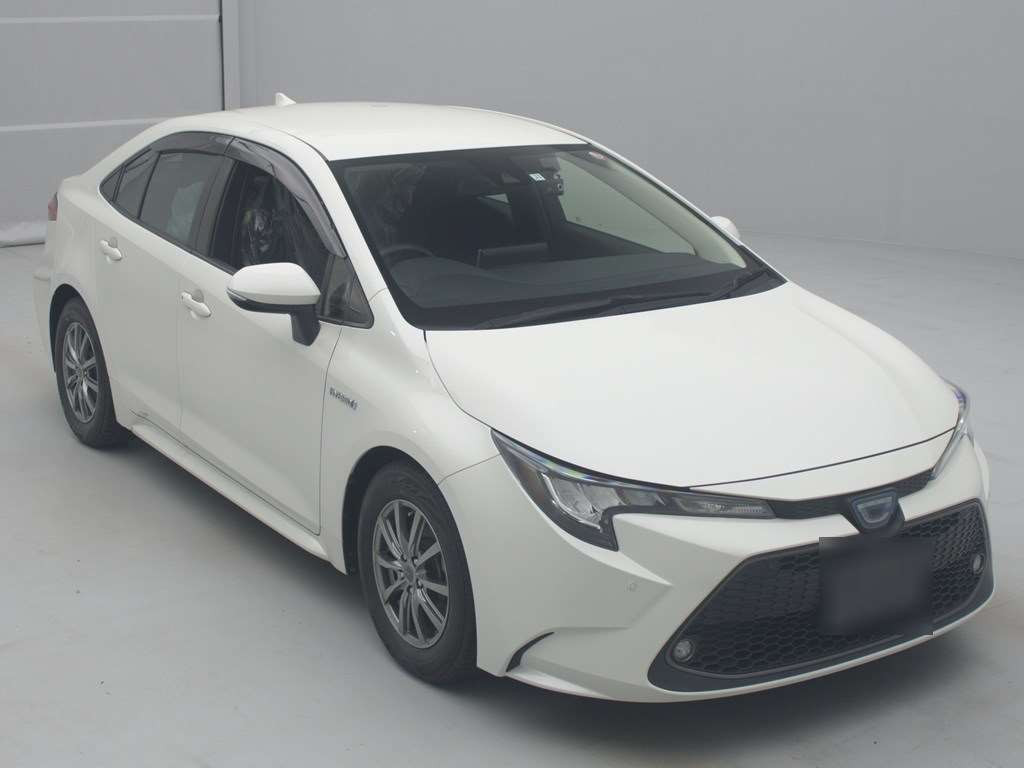 2019 Toyota Corolla Sedan ZWE211[2]