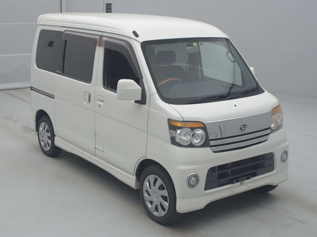 2007 Daihatsu Atrai Wagon S330G[2]