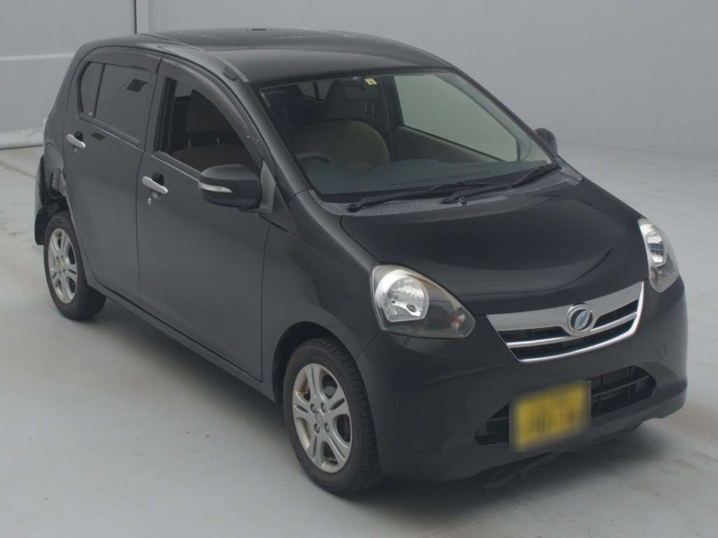 2012 Daihatsu Mira es LA300S[2]