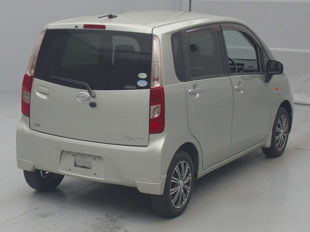 2011 Daihatsu Move LA100S[1]