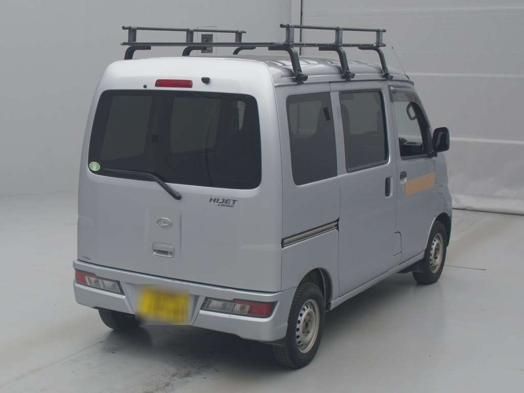 2020 Daihatsu Hijet Cargo S331V[1]