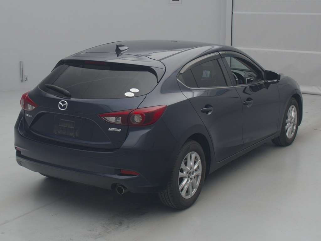 2016 Mazda Axela Sport BM5FS[1]