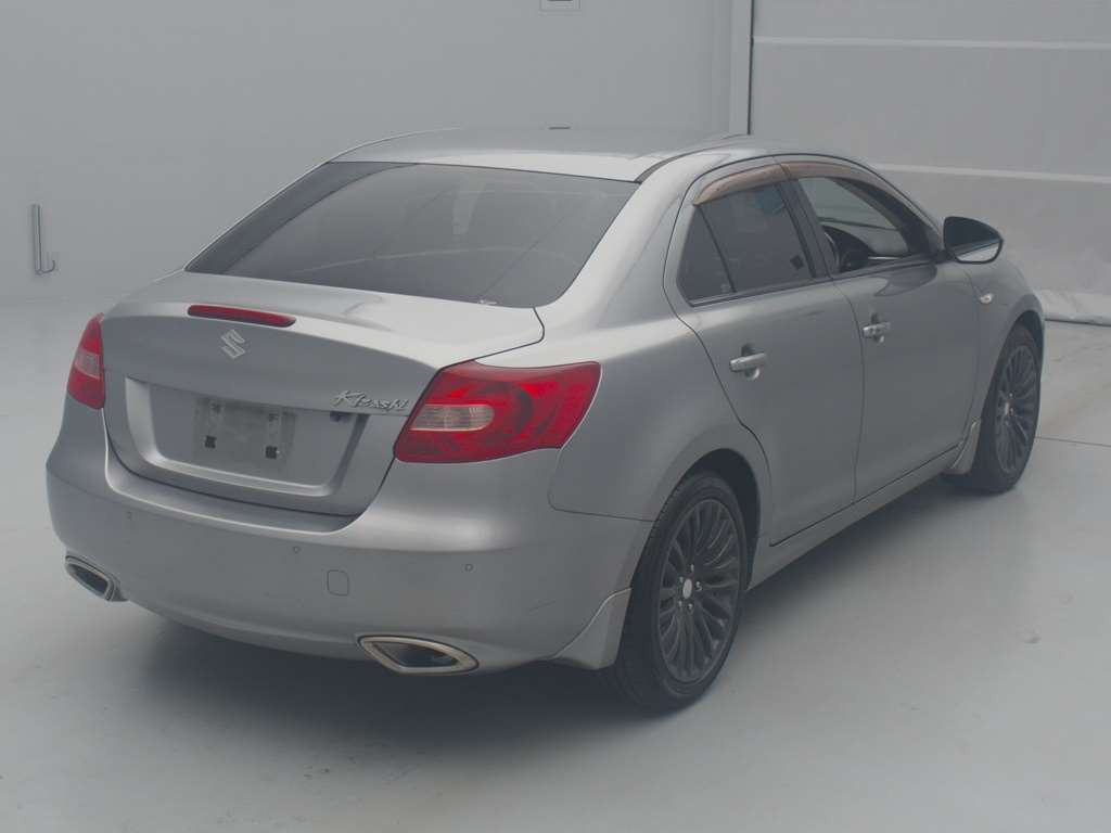 2011 Suzuki Kizashi RE91S[1]