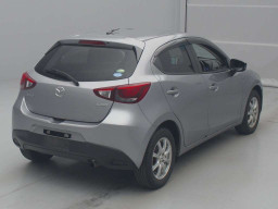 2016 Mazda Demio