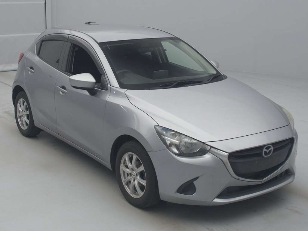 2016 Mazda Demio DJ3FS[2]