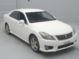 2010 Toyota Crown