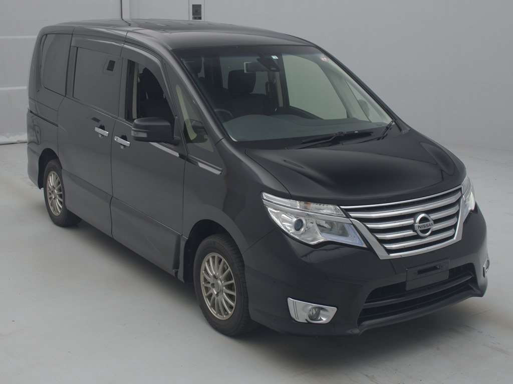 2014 Nissan Serena FNC26[2]