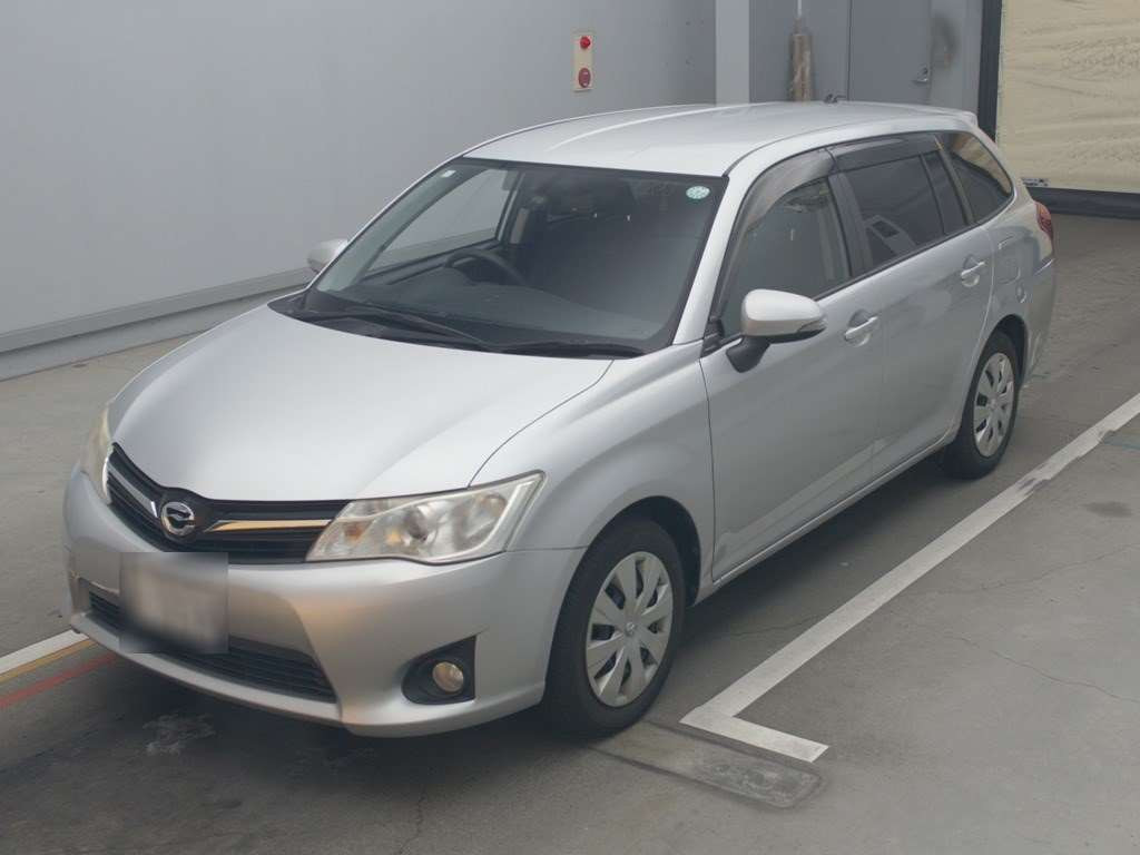 2013 Toyota Corolla Fielder NZE161G[0]