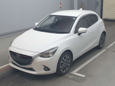 2015 Mazda Demio