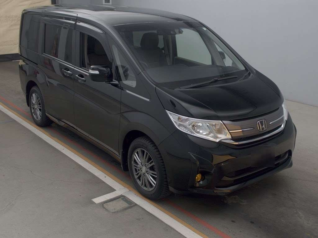 2020 Honda Step WGN RP2[2]