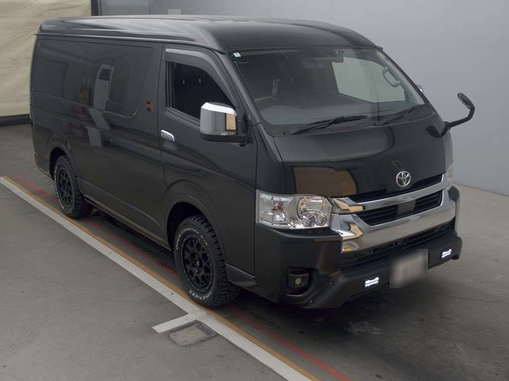 2024 Toyota Hiace Wagon TRH219W[2]