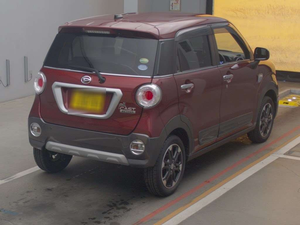 2018 Daihatsu Cast LA250S[1]