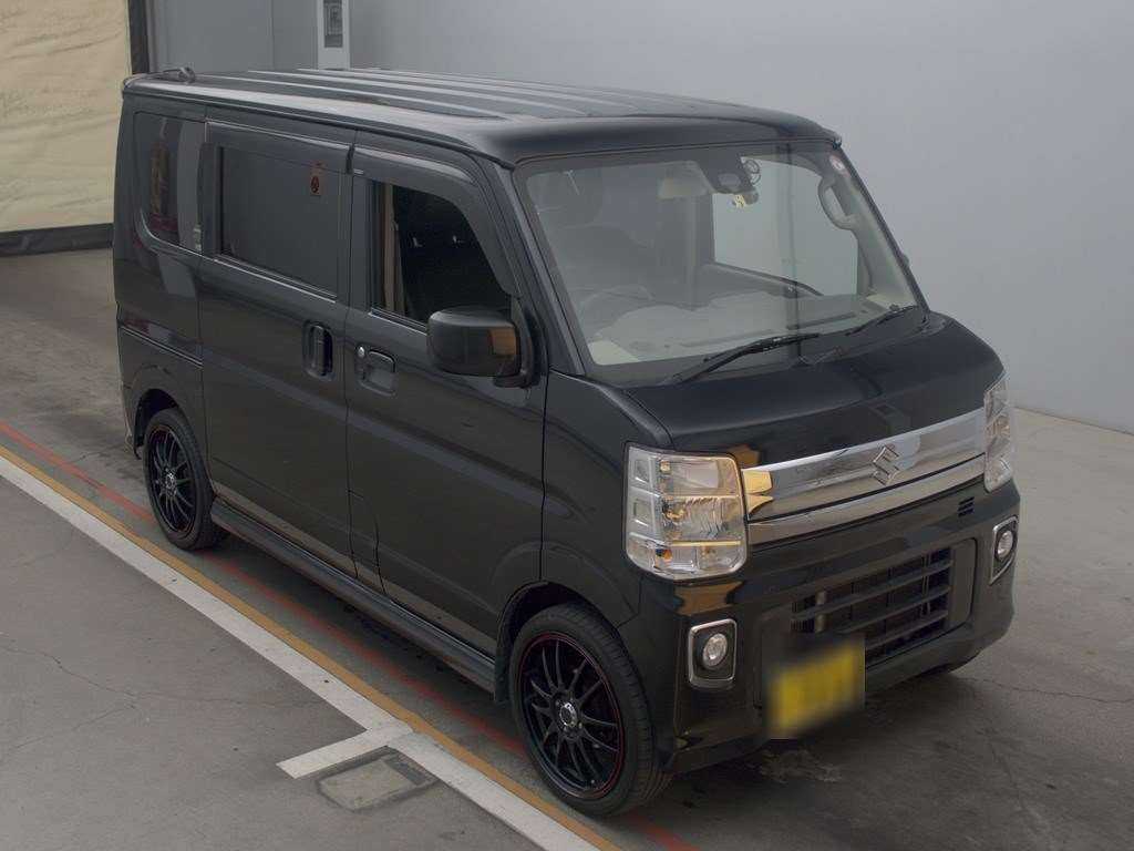 2018 Suzuki Every Wagon DA17W[2]