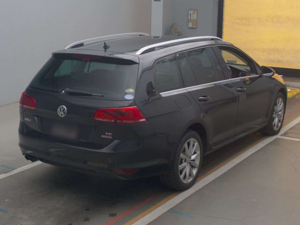 2014 Volkswagen Golf Variant AUCHP[1]