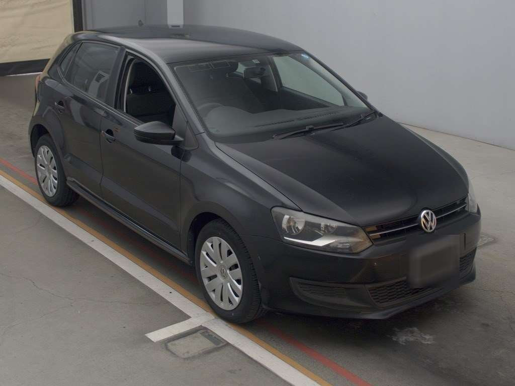 2011 Volkswagen Polo 6RCBZ[2]