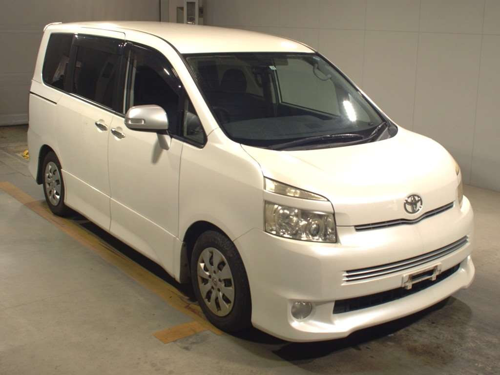 2009 Toyota Voxy ZRR70W[2]