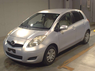 2010 Toyota Vitz