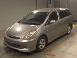 2005 Toyota Wish