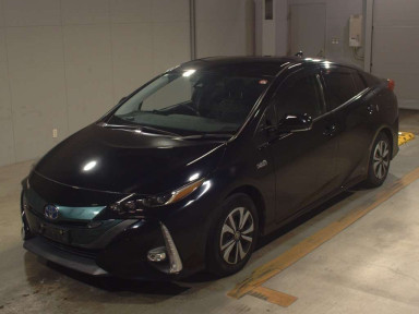 2018 Toyota Prius PHV