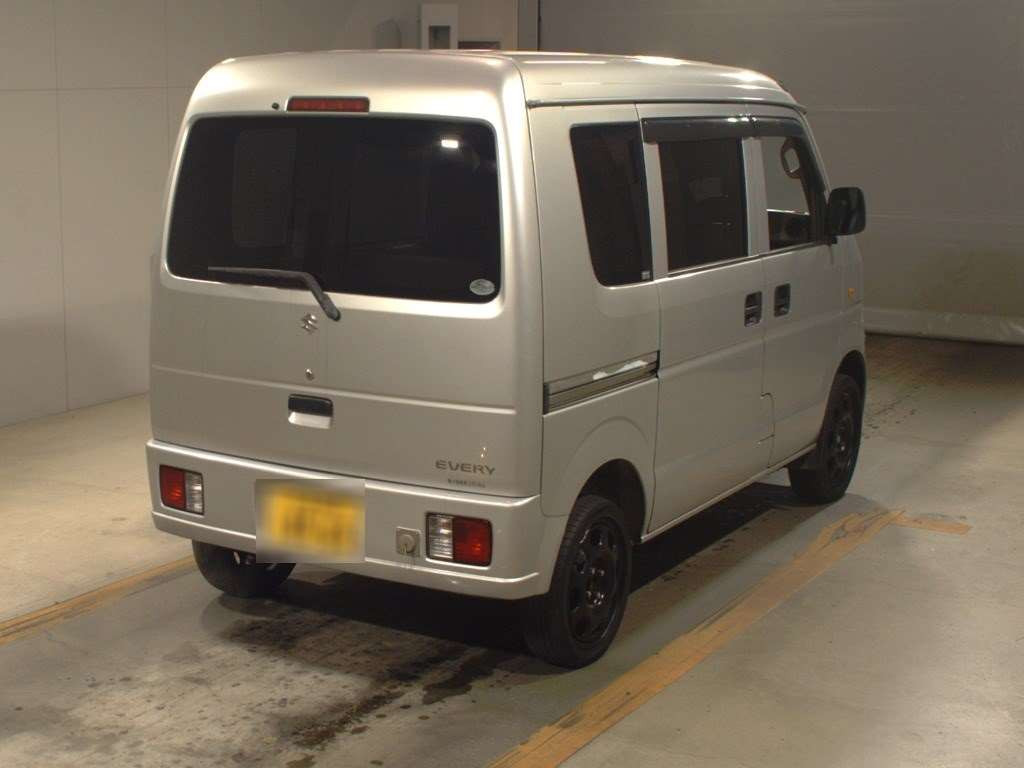 2009 Suzuki Every DA64V[1]