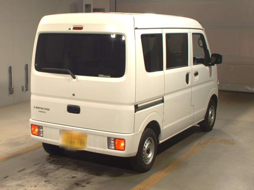 2023 Mitsubishi Minicab Van DS17V[1]