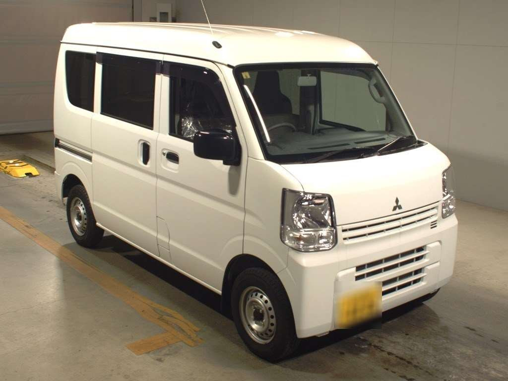 2023 Mitsubishi Minicab Van DS17V[2]