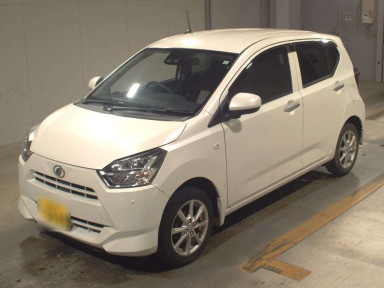 2017 Daihatsu Mira es