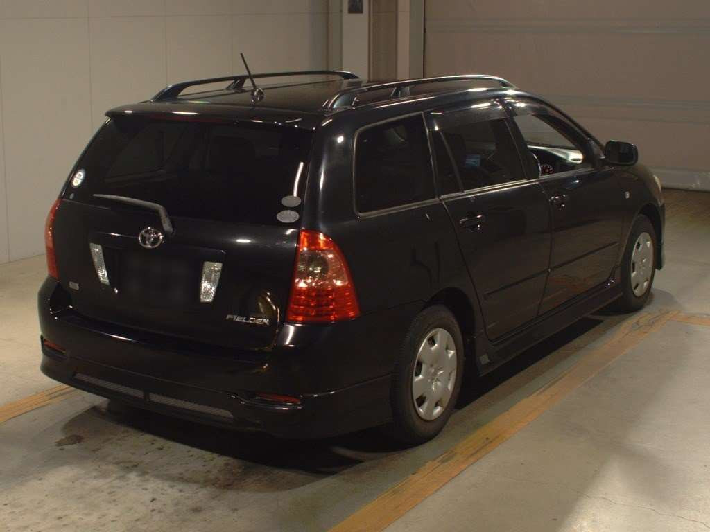 2004 Toyota Corolla Fielder ZZE122G[1]