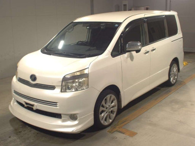 2009 Toyota Voxy