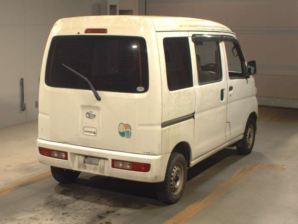 2011 Daihatsu Hijet Cargo S321V[1]