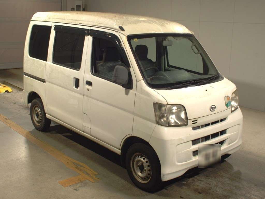 2011 Daihatsu Hijet Cargo S321V[2]