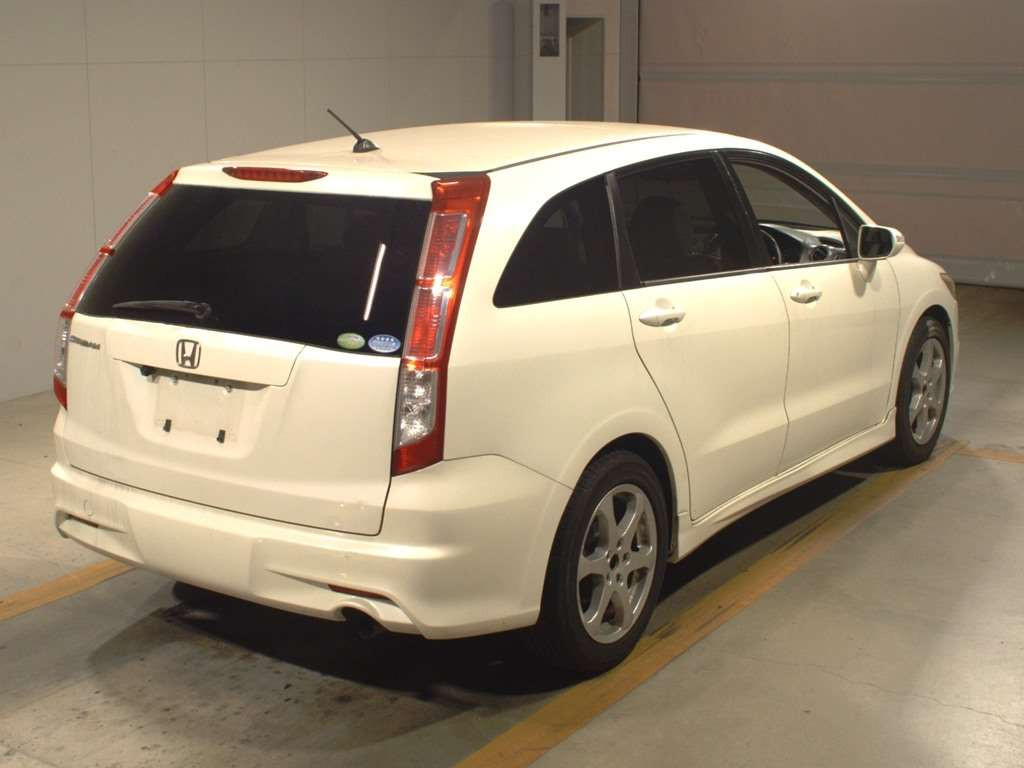 2009 Honda Stream RN6[1]