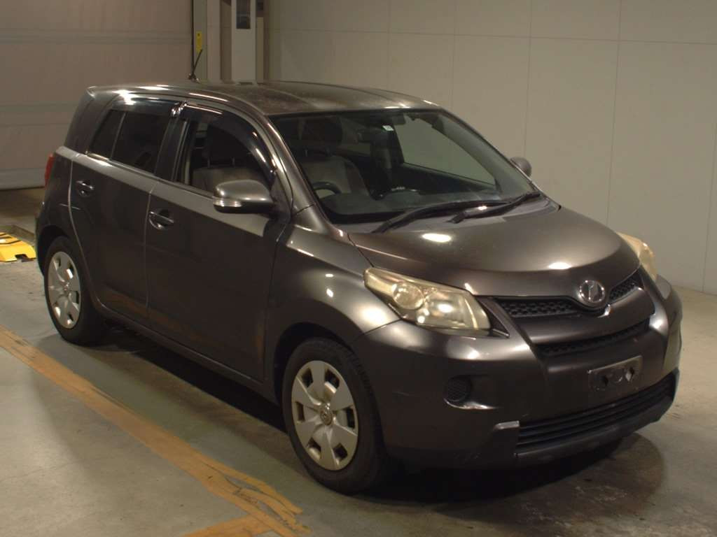 2009 Toyota IST NCP110[2]