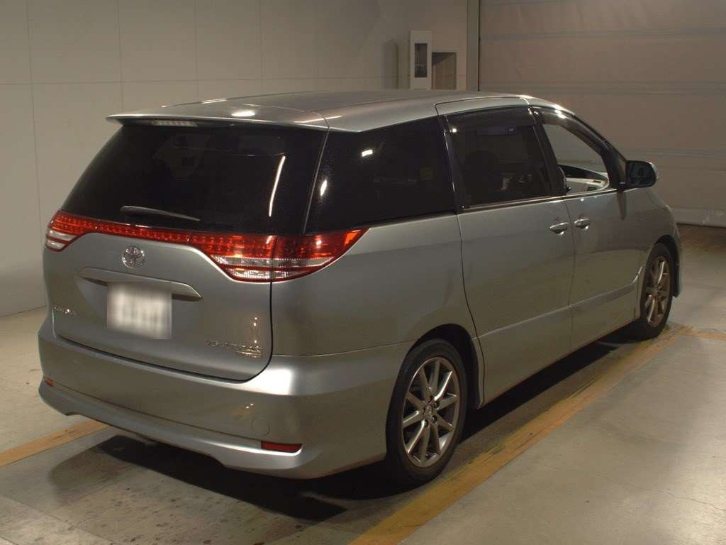 2006 Toyota Estima ACR50W[1]