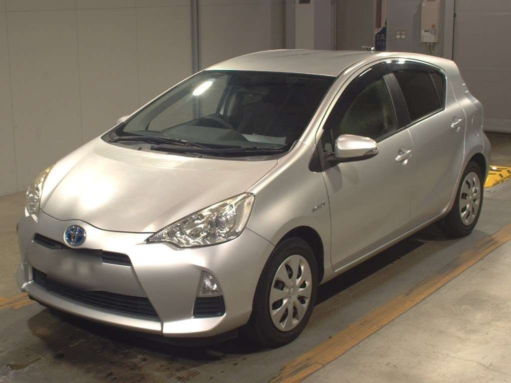 2014 Toyota Aqua NHP10[0]