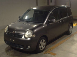 2009 Toyota Sienta