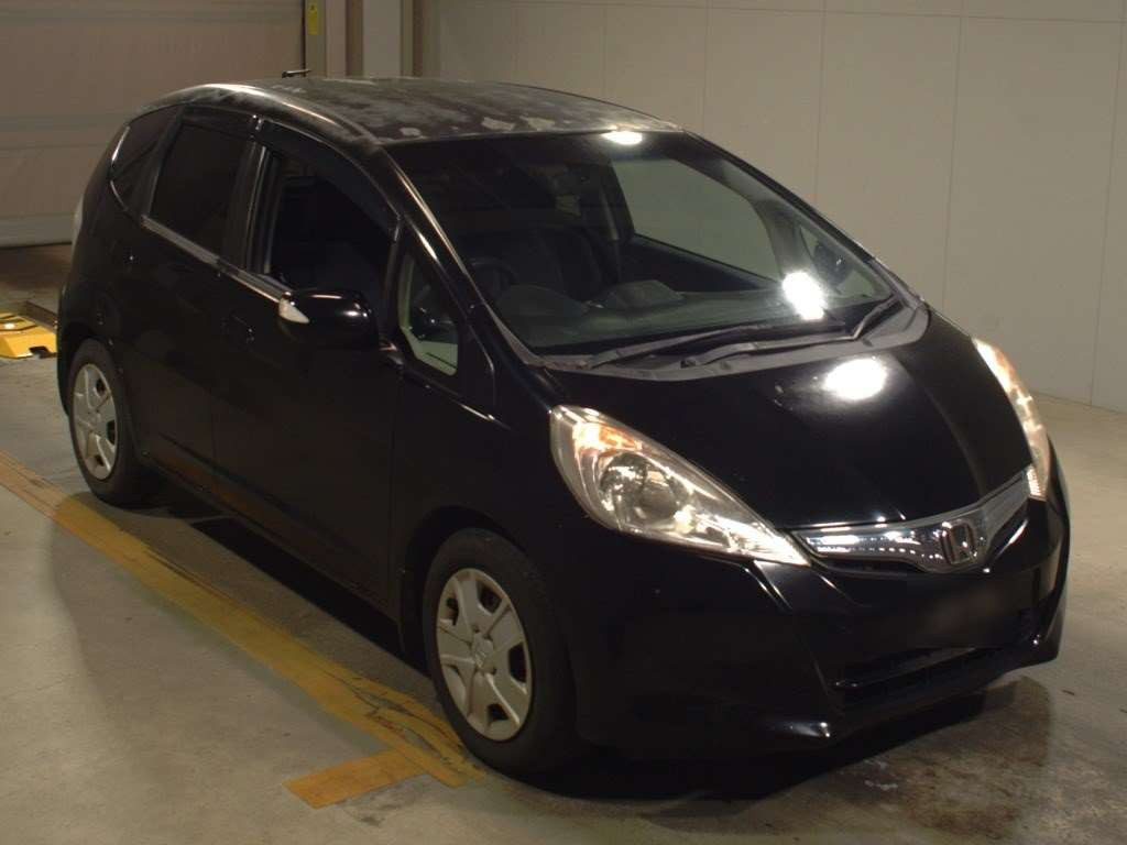 2012 Honda Fit Hybrid GP1[2]