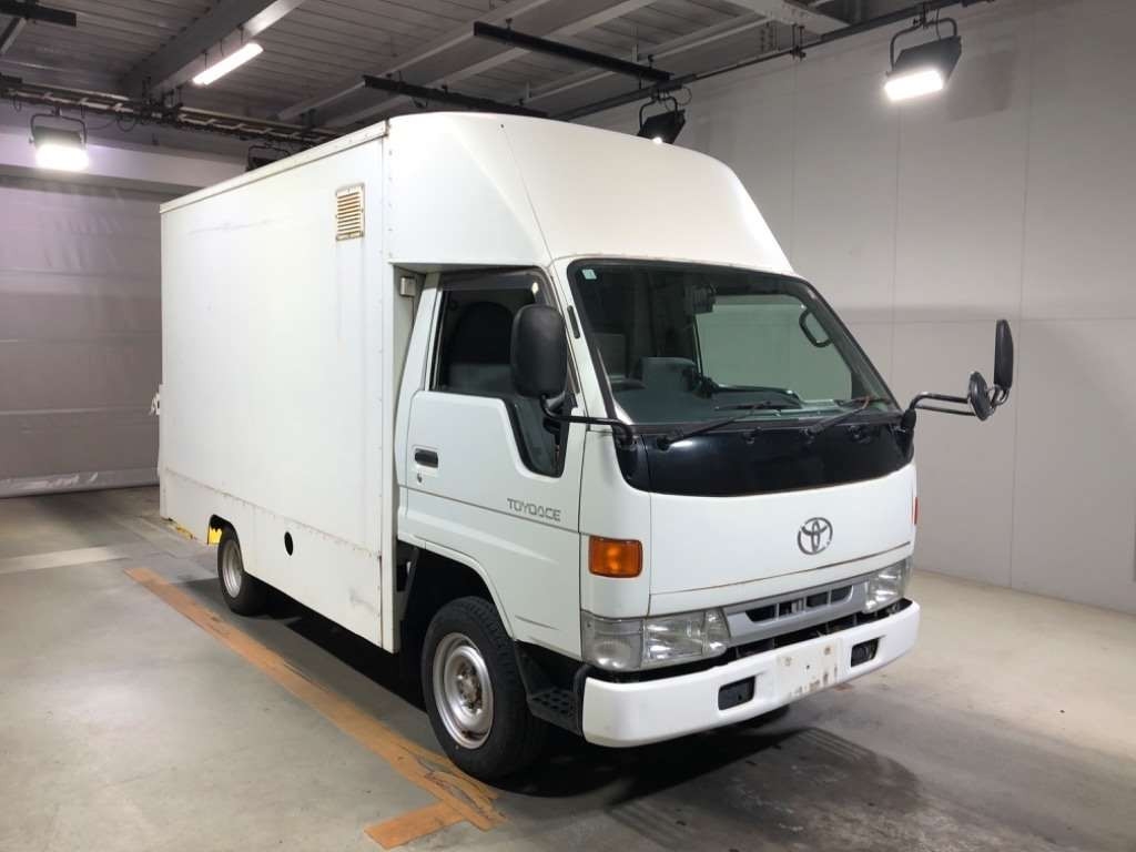 1997 Toyota Toyoace Truck LY131[2]