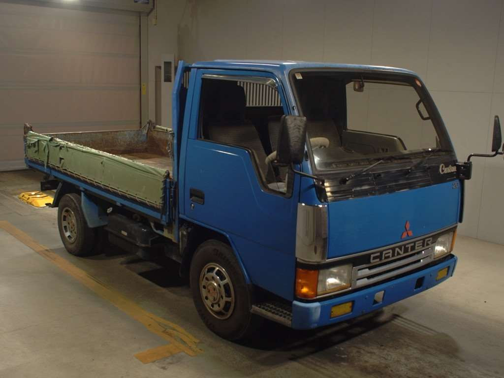 1992 Mitsubishi Fuso Canter FE305BD[2]