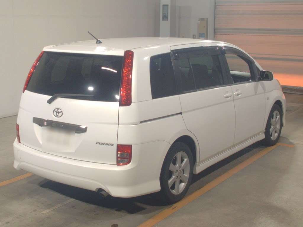 2006 Toyota Isis ZNM10W[1]