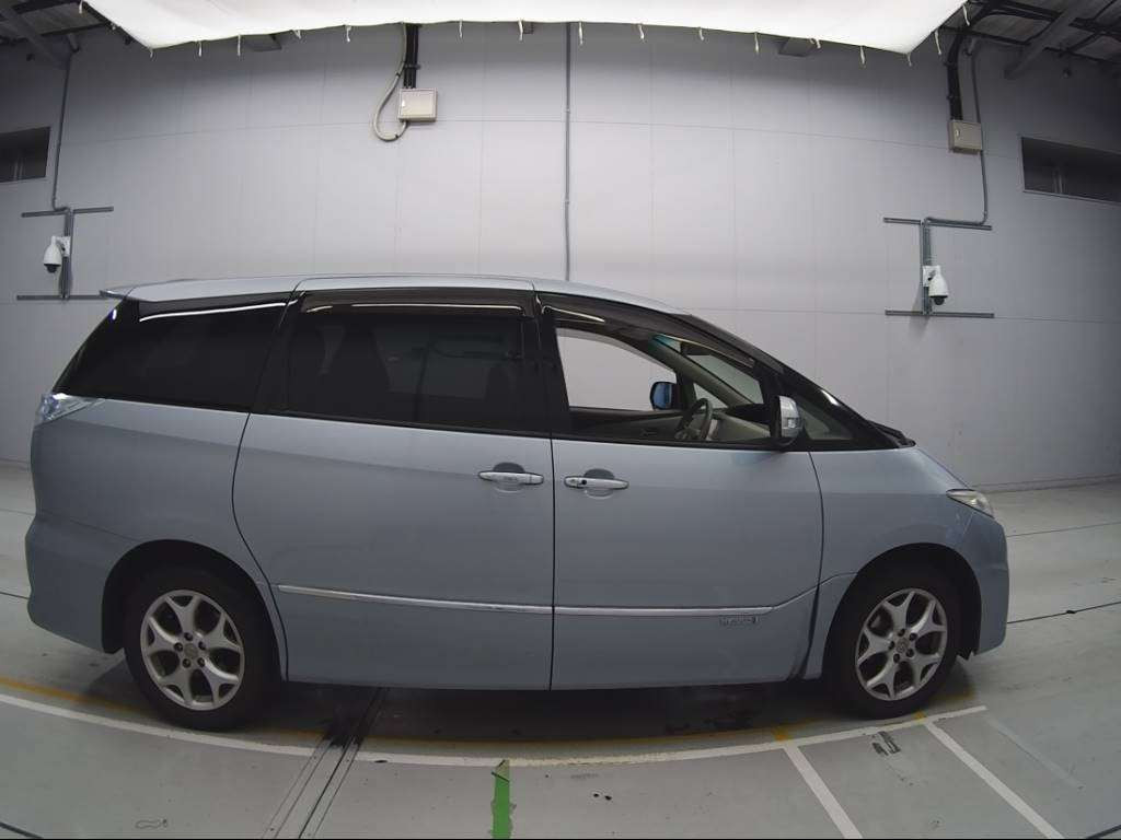 2010 Toyota Estima Hybrid AHR20W[2]