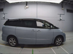 2010 Toyota Estima Hybrid