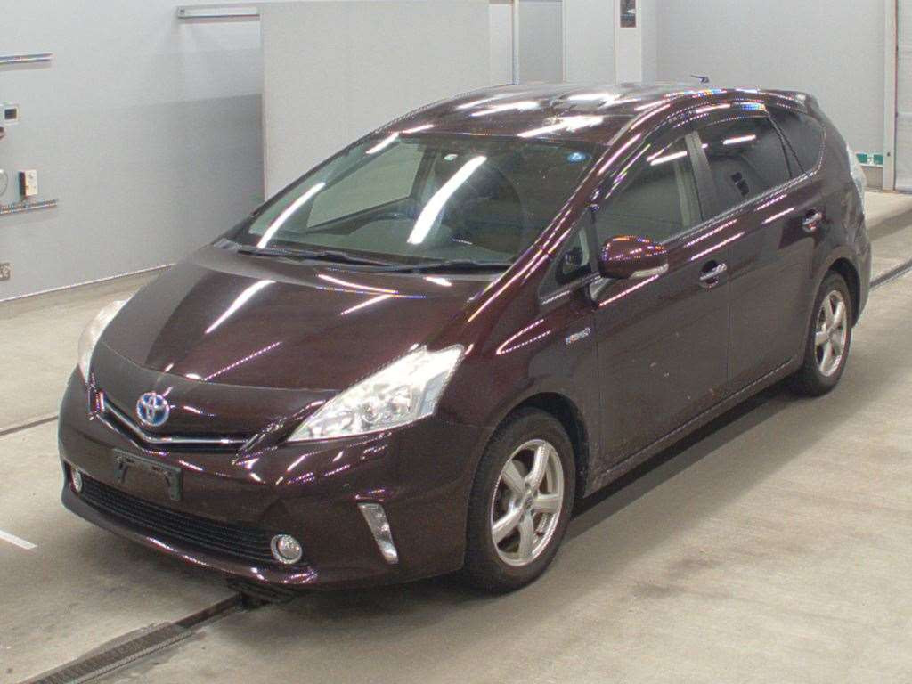 2013 Toyota Prius alpha ZVW40W[0]