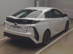 2021 Toyota Prius PHV