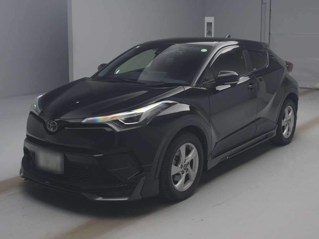 2019 Toyota C-HR NGX50[0]