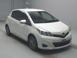 2013 Toyota Vitz