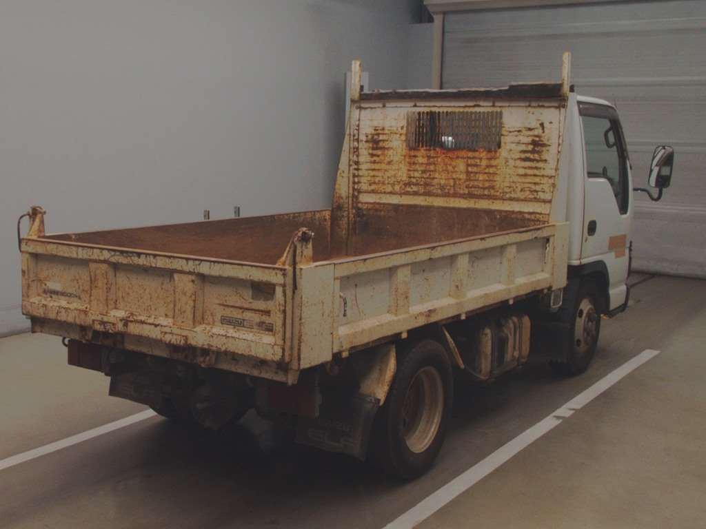 2006 Isuzu Elf Truck NKR81AD[1]