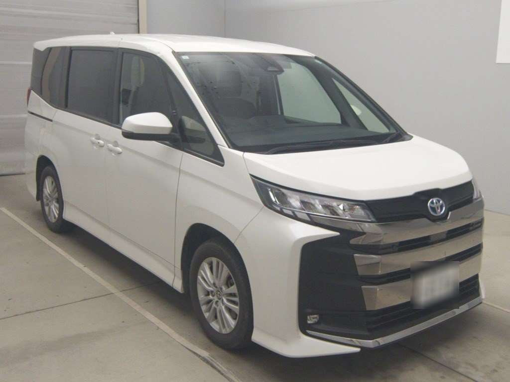 2023 Toyota Noah ZWR90W[2]