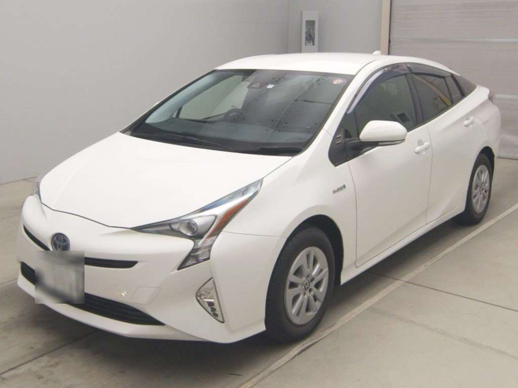 2018 Toyota Prius ZVW55[0]