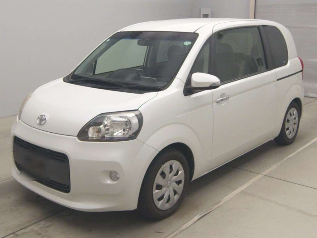 2015 Toyota Porte NCP141[0]